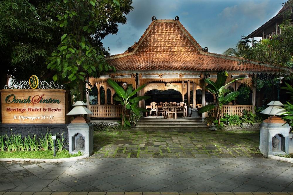 Omah Sinten Heritage Hotel & Resto Solo Extérieur photo